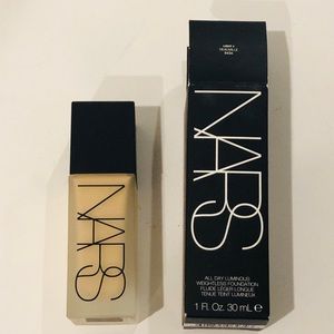 Makeup - NARS foundation - Light 4 Makeup - NARS foundation - Light 4